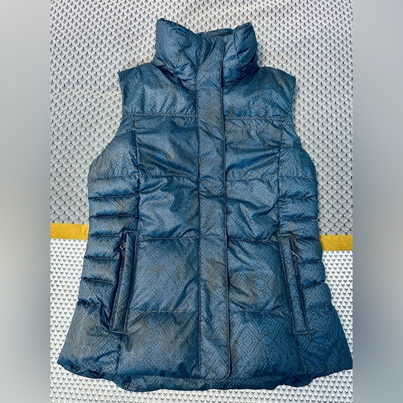 Patagonia Women’s Down With It Vest Size S - Dark blue/Black Pattern - Picture 2 of 14